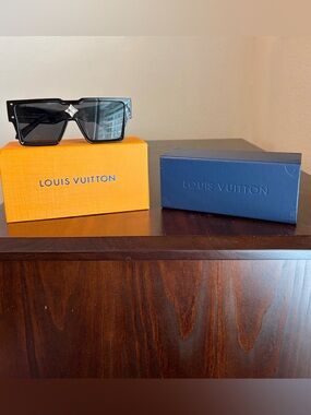 Louis Vuitton Cyclone Sunglasses